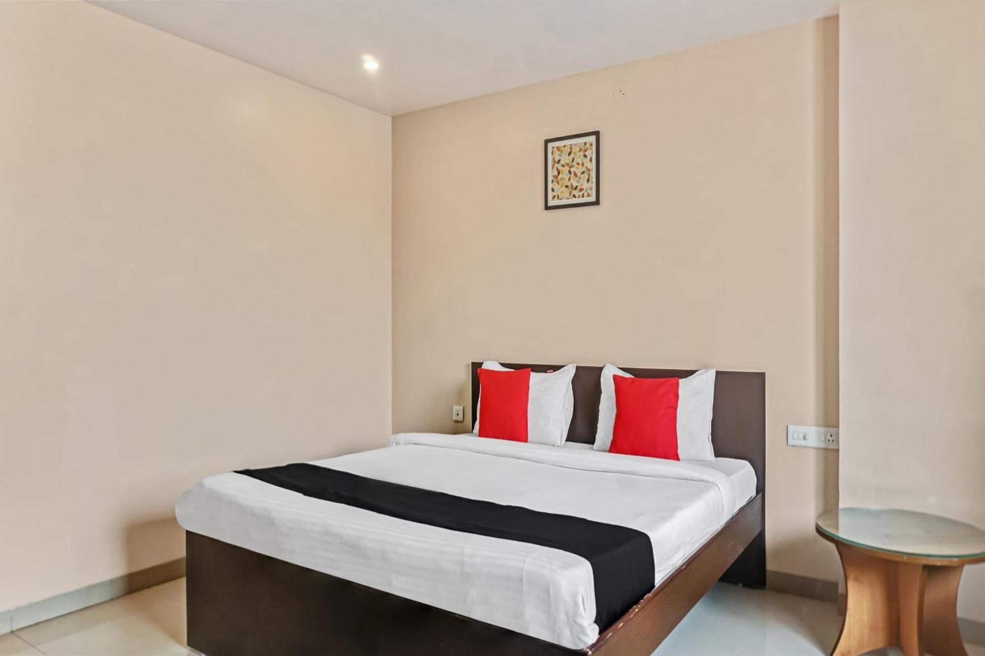 Hotel O Log Inn Plaza Near Eon It Park Πούνε Εξωτερικό φωτογραφία