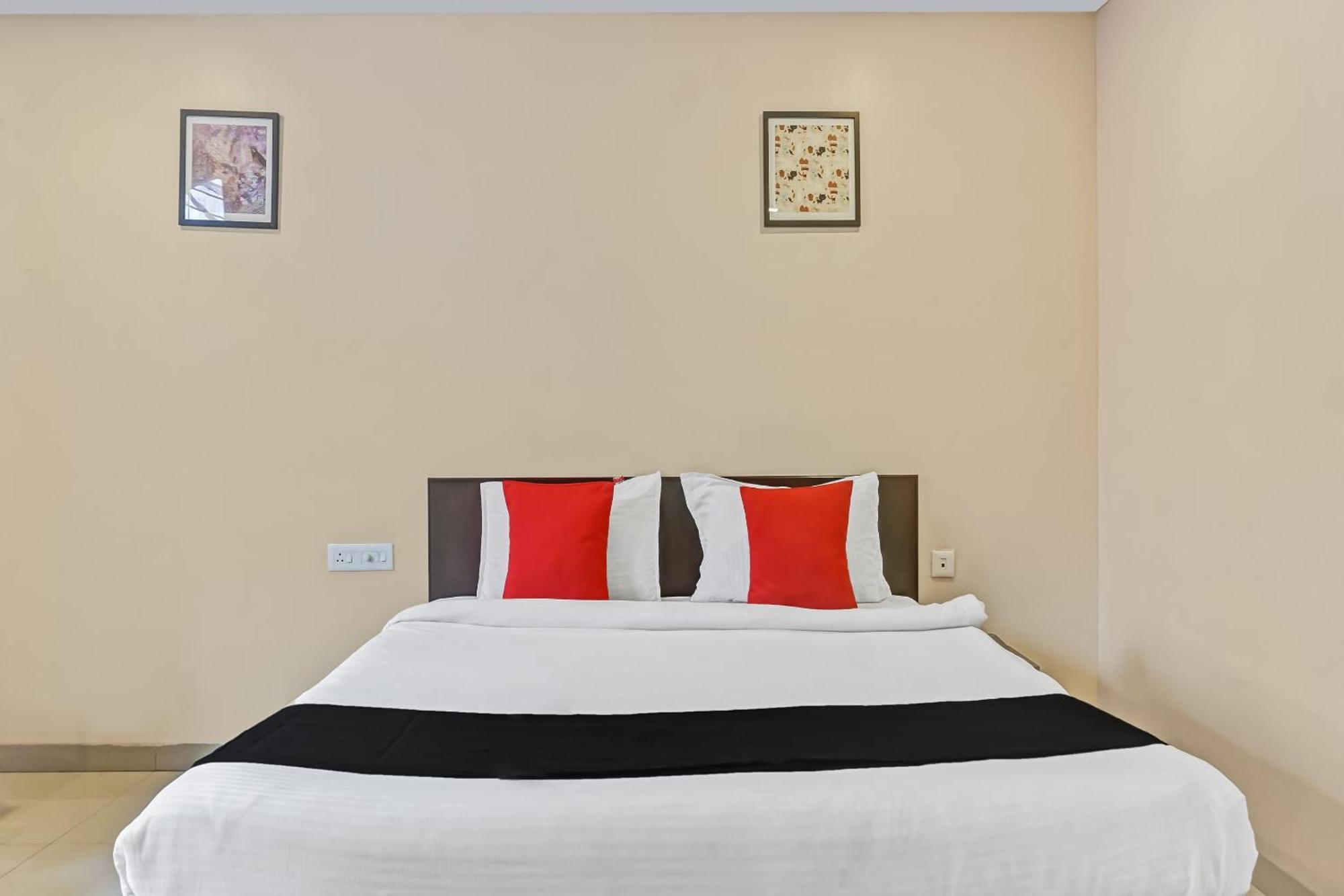 Hotel O Log Inn Plaza Near Eon It Park Πούνε Εξωτερικό φωτογραφία